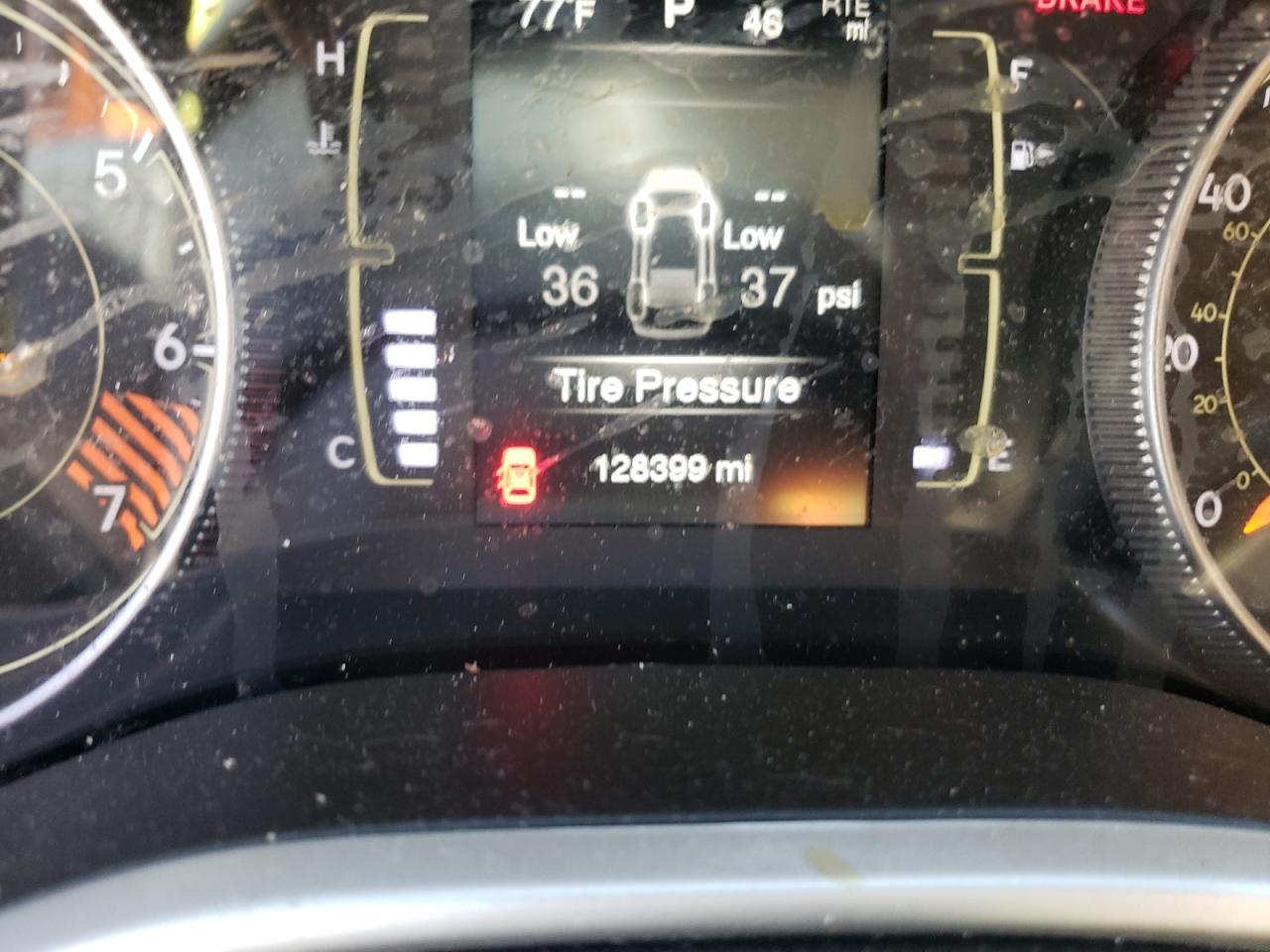 Photo 8 from auction – 2015 JEEP CHEROKEE L with VIN 1C4PJLCB2FW790627
