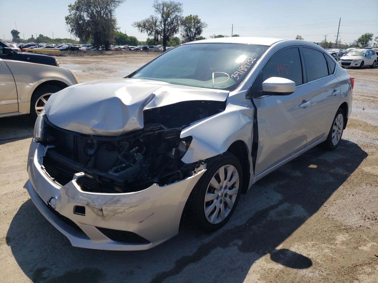 Photo 2 from auction – 2017 NISSAN SENTRA S with VIN 3N1AB7AP4HY266273