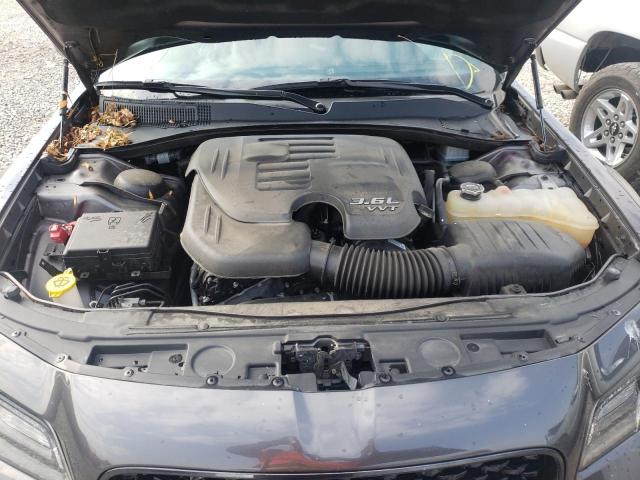 Photo 7 from auction – 2018 CHRYSLER 300 S with VIN 2C3CCAGG8JH149268