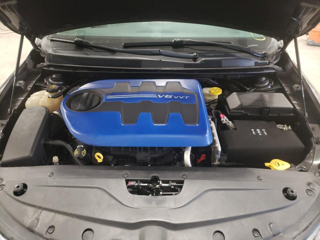 Photo 7 from auction – 2015 CHRYSLER 200 C with VIN 1C3CCCEG2FN618481