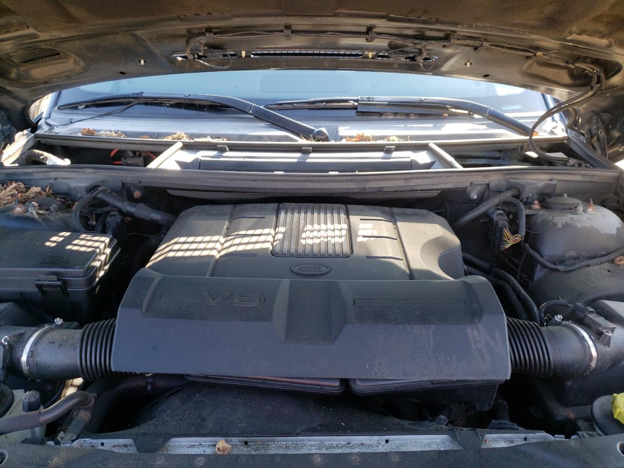 Photo 9 from auction – 2011 LAND ROVER RANGE ROVE with VIN SALMF1D44BA353317