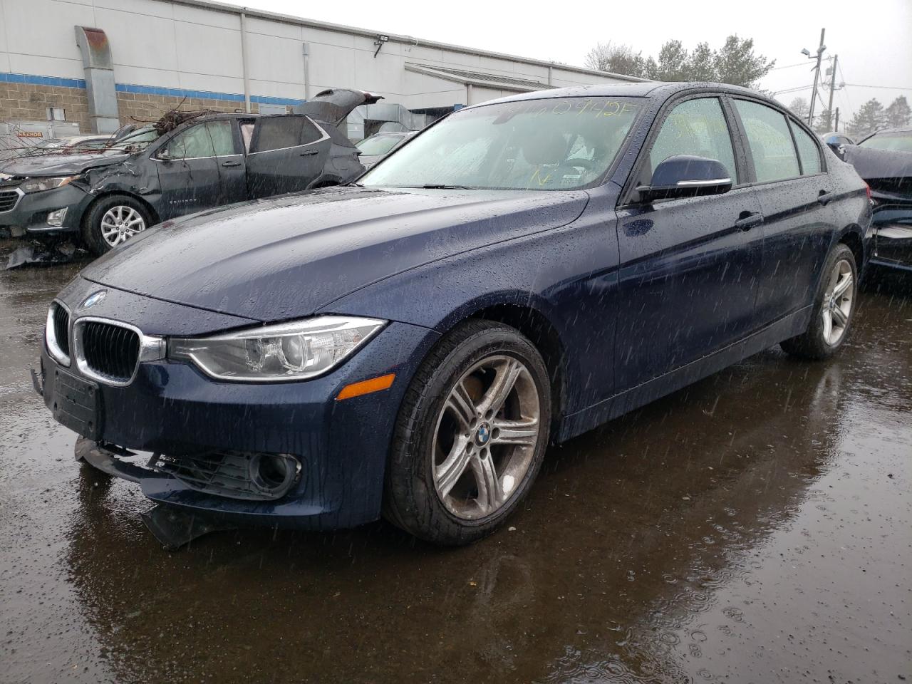 Photo 2 from auction – 2014 BMW 328 XI with VIN WBA3B3C59EJ979015