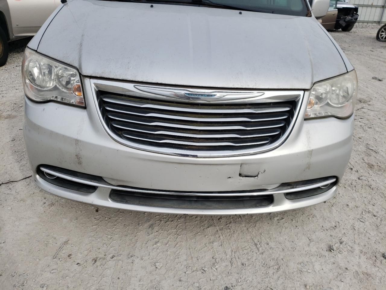Photo 9 from auction – 2012 CHRYSLER TOWN & COU with VIN 2C4RC1BG4CR188630