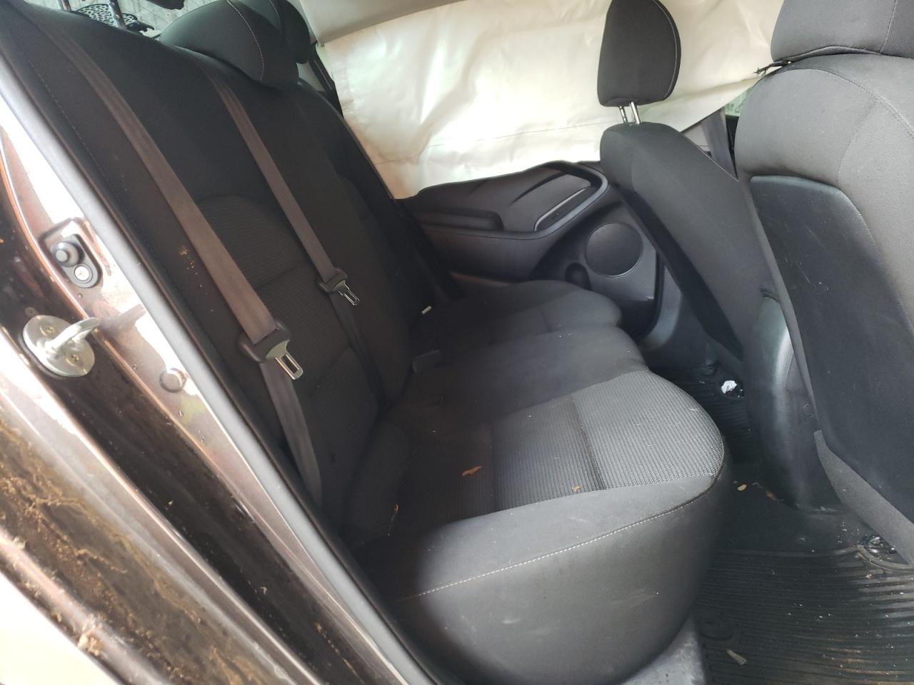 Photo 6 from auction – 2017 KIA FORTE LX with VIN 3KPFK4A78HE135415