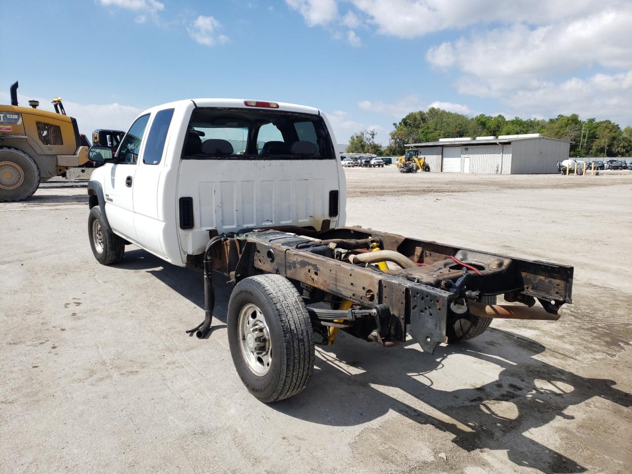 Photo 3 from auction – 2001 CHEVROLET SILVERADO with VIN 1GCHK29181E332034