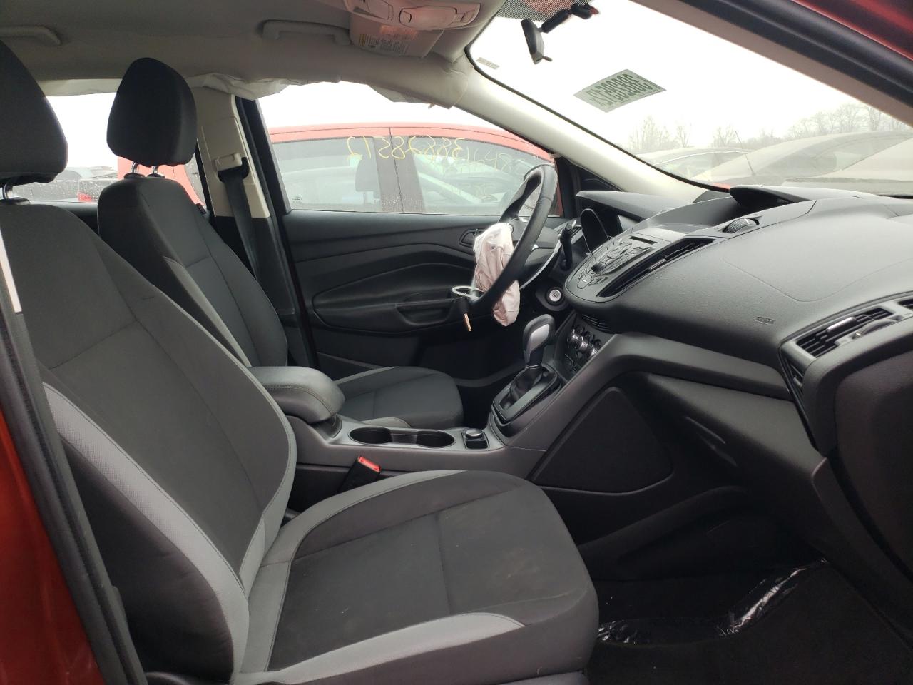 Photo 5 from auction – 2014 FORD ESCAPE S with VIN 1FMCU0F7XEUA45190