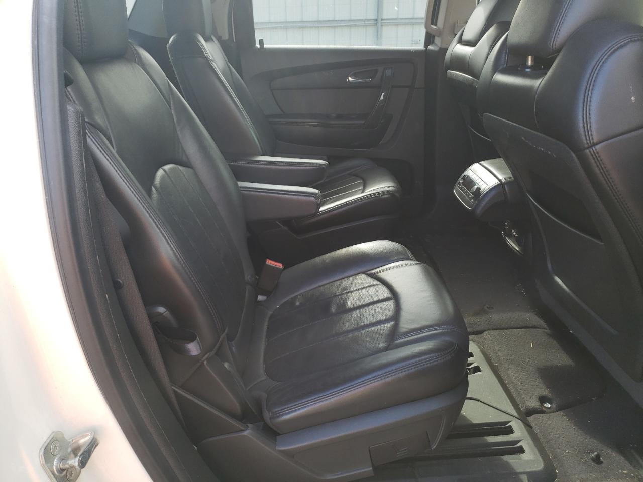 Photo 6 from auction – 2012 GMC ACADIA DEN with VIN 1GKKVTED6CJ169949