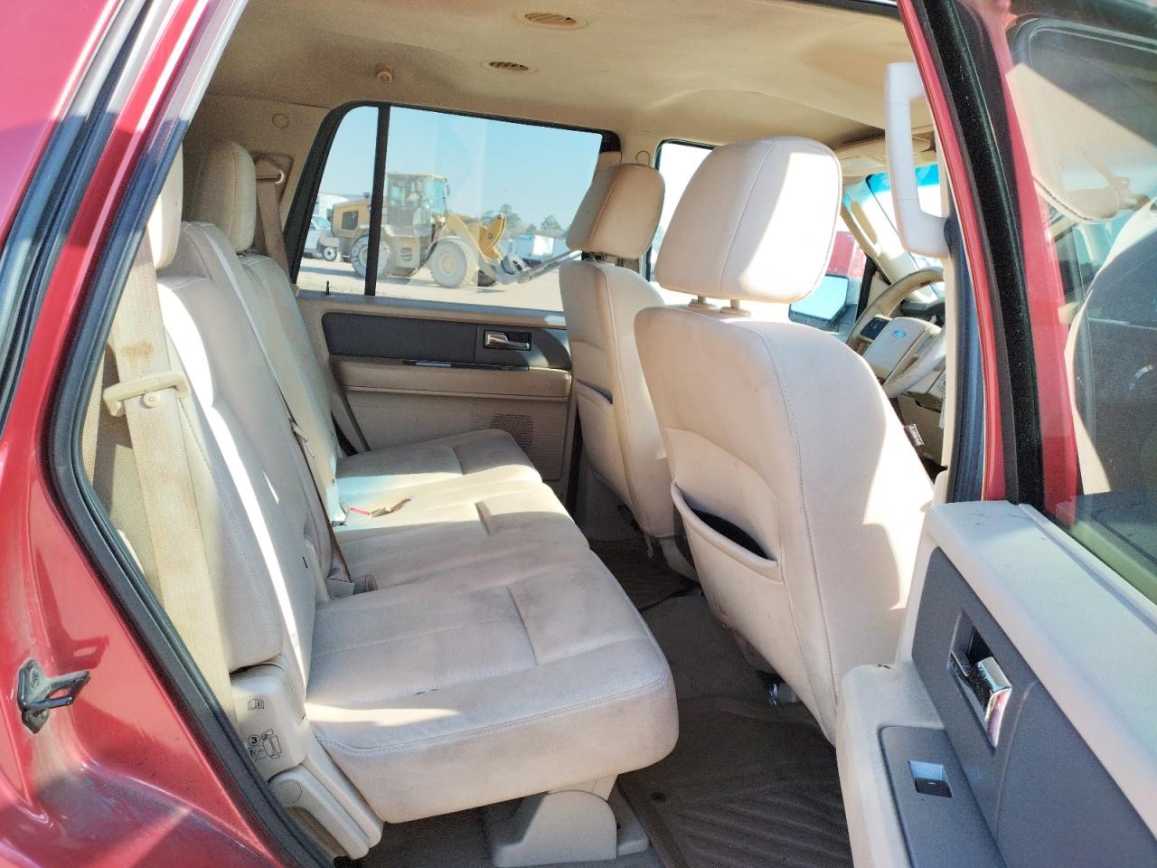 Photo 6 from auction – 2007 FORD EXPEDITION with VIN 1FMFU15547LA41678