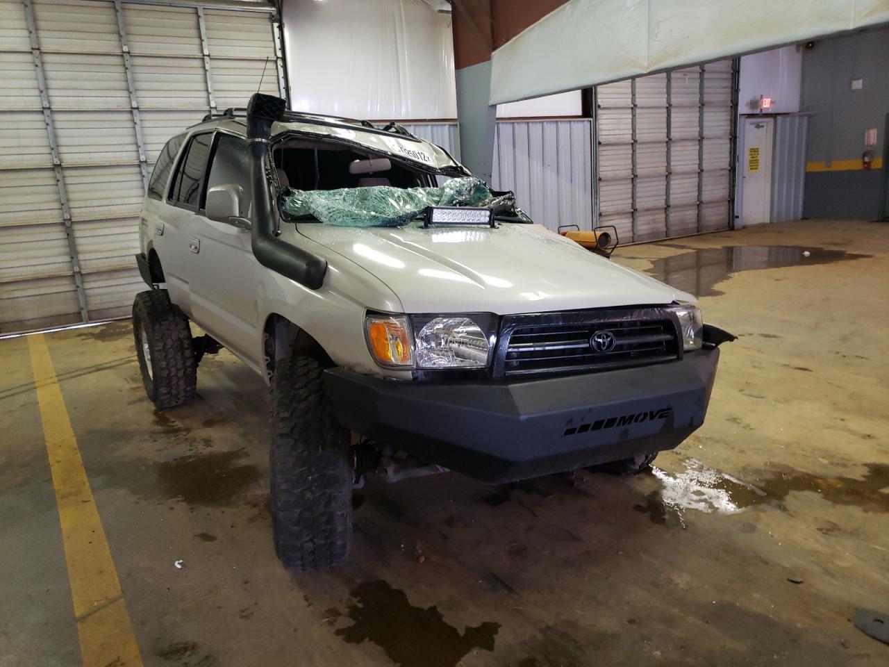 Photo 1 from auction – 1998 TOYOTA 4RUNNER SR with VIN JT3HN86R9W0144037