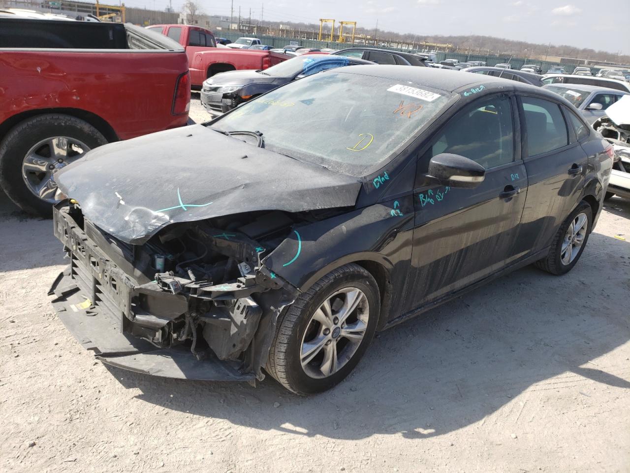 Photo 2 from auction – 2013 FORD FOCUS SE with VIN 1FADP3F23DL268137