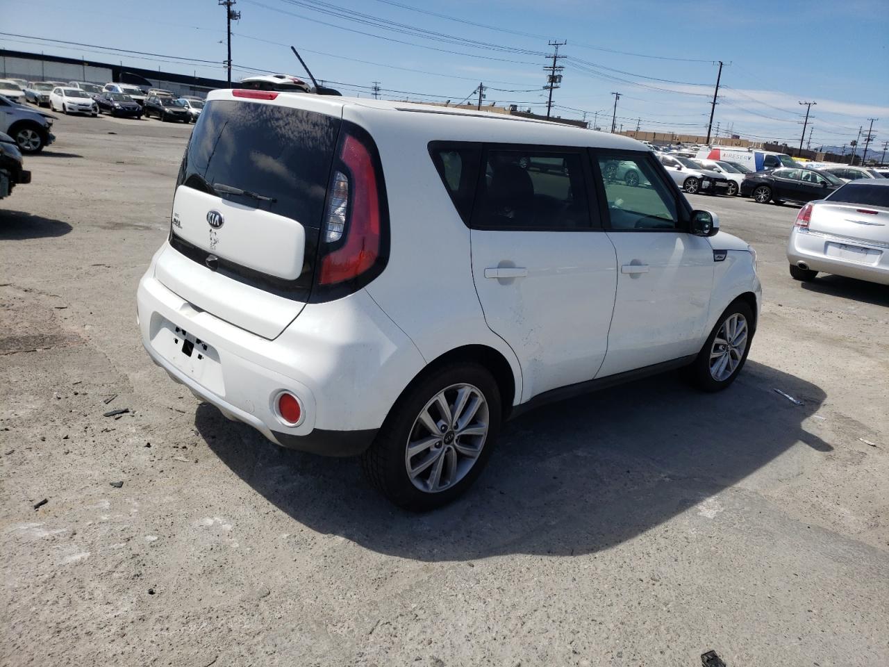 Фото 4 с аукциона – 2018 KIA SOUL + с VIN KNDJP3A50J7902197