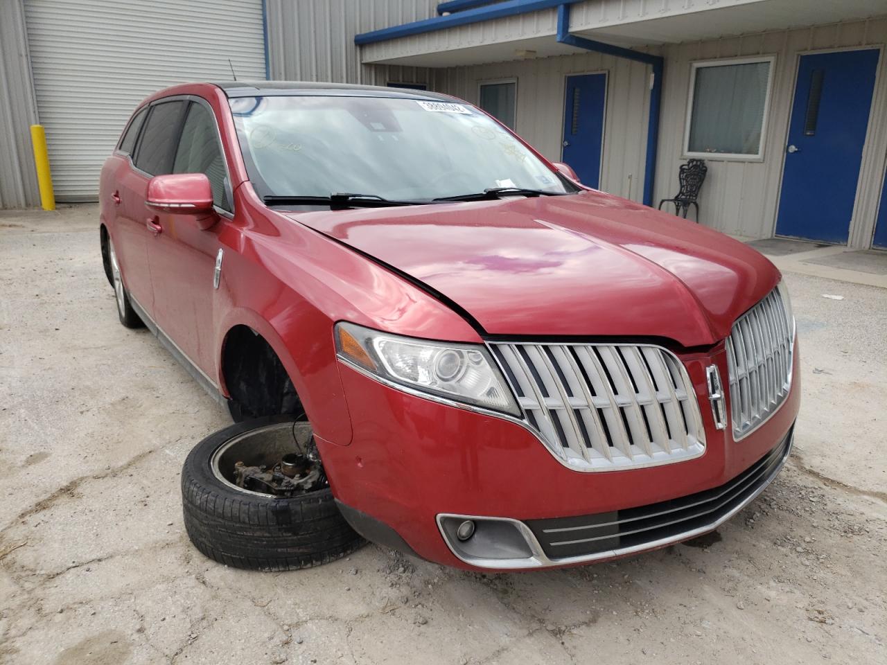 Photo 1 from auction – 2010 LINCOLN MKT with VIN 2LMHJ5AT2ABJ28133