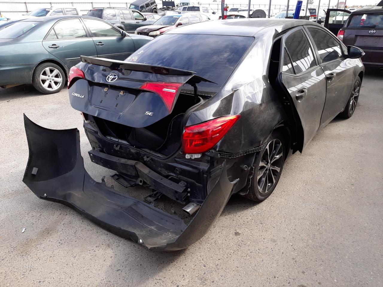 Photo 4 from auction – 2017 TOYOTA COROLLA L with VIN 2T1BURHE4HC863385