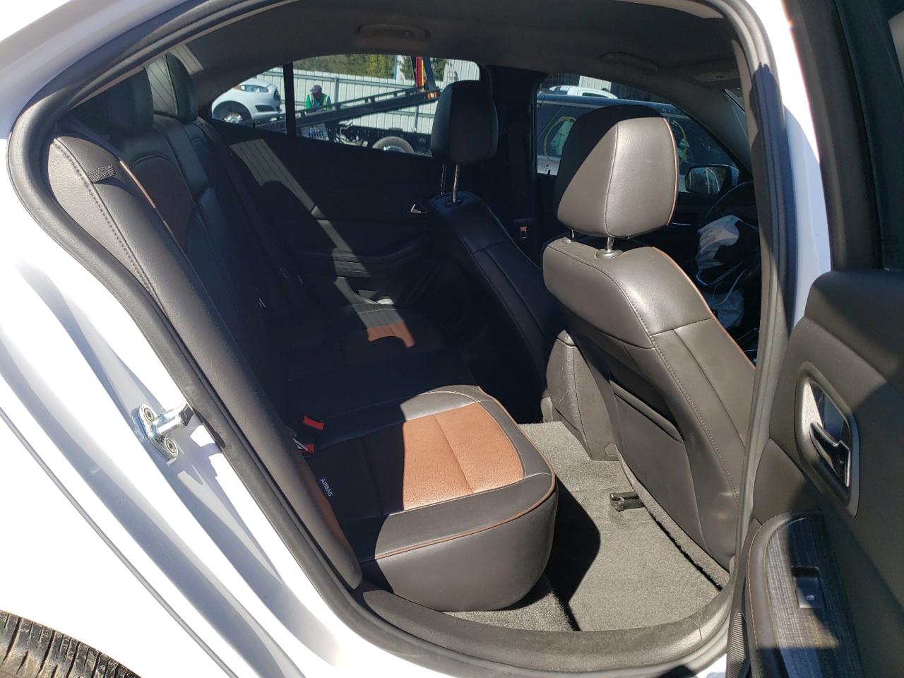 Photo 6 from auction – 2015 CHEVROLET MALIBU LTZ with VIN 1G11F5SL0FF298815