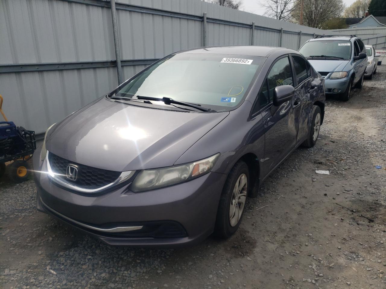 Photo 2 from auction – 2014 HONDA CIVIC LX with VIN 19XFB2F51EE084590