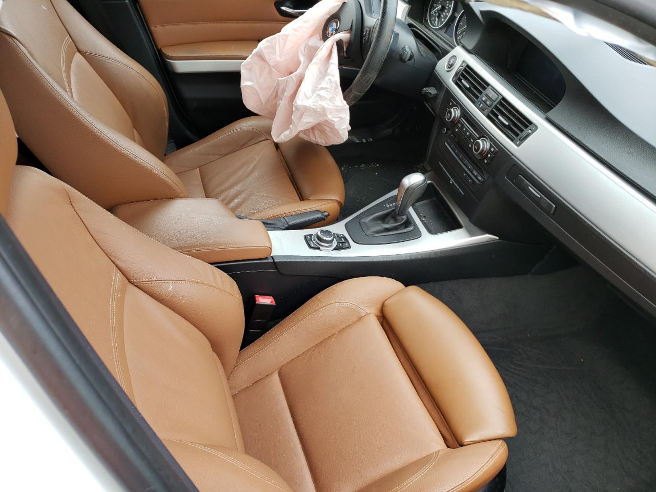 Photo 5 from auction – 2011 BMW 335 XI with VIN WBAPL5C58BA917482