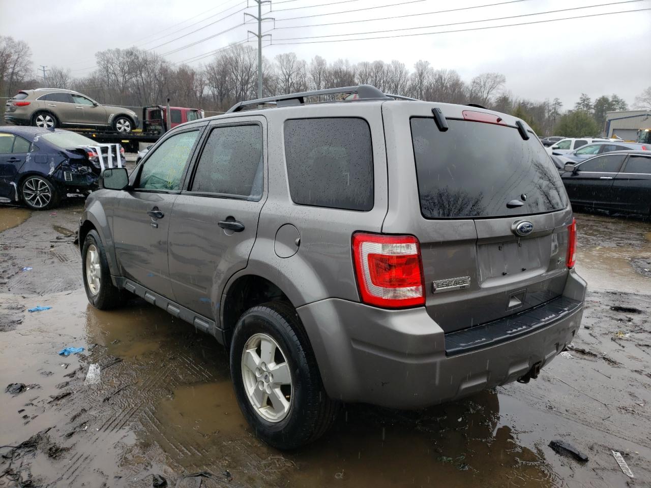Photo 3 from auction – 2010 FORD ESCAPE XLT with VIN 1FMCU9DG6AKC47666