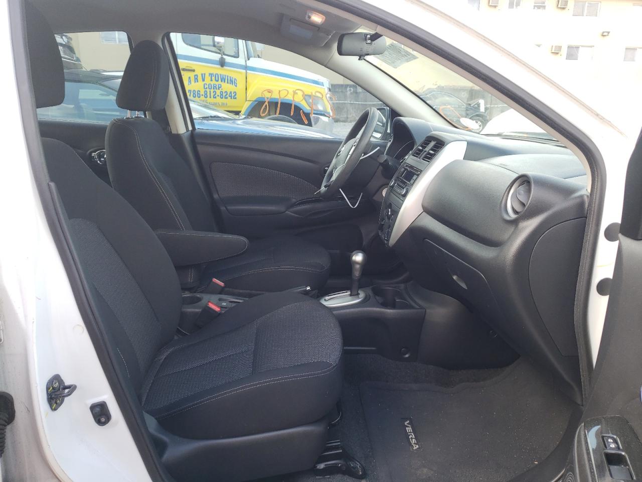 Photo 5 from auction – 2015 NISSAN VERSA S with VIN 3N1CN7APXFL831507