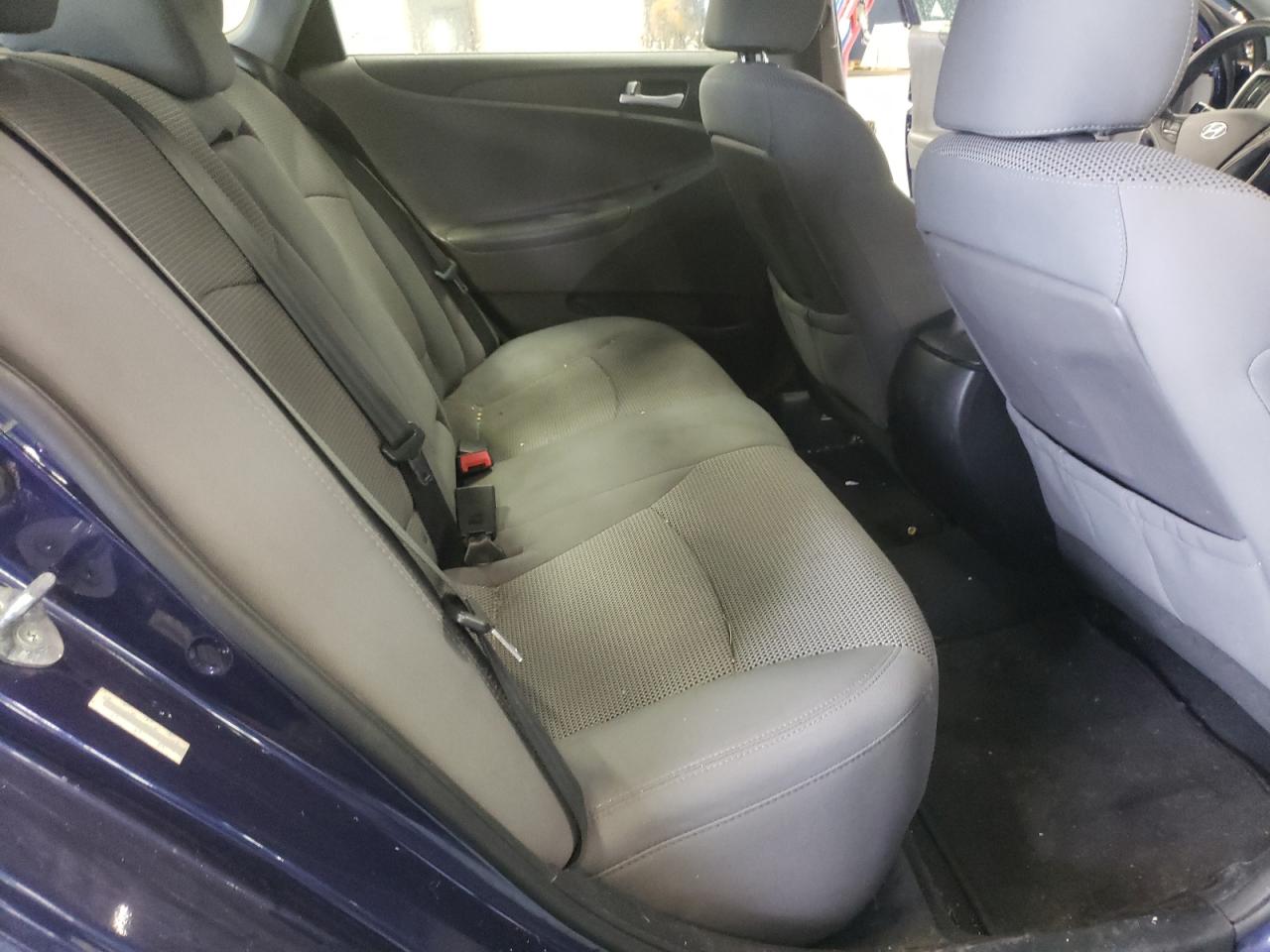 Photo 6 from auction – 2011 HYUNDAI SONATA GLS with VIN 5NPEB4AC6BH062671