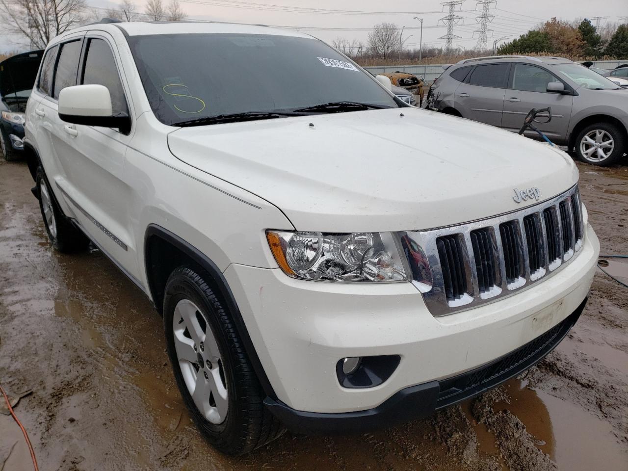 JEEP GRAND CHER 2011 with VIN 1J4RR4GG0BC737539 - Photo from auction