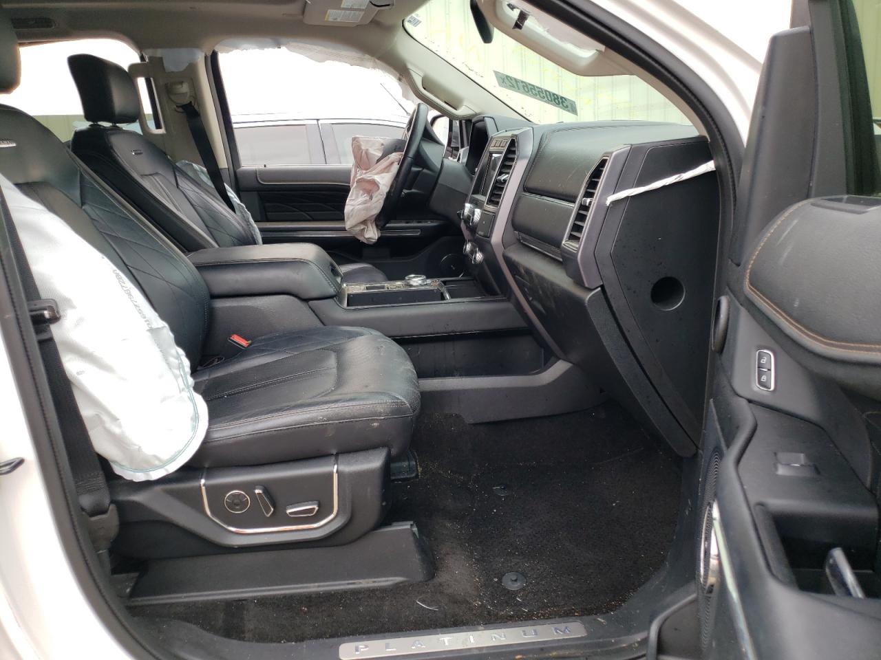 Photo 5 from auction – 2018 FORD EXPEDITION with VIN 1FMJU1LT3JEA10008