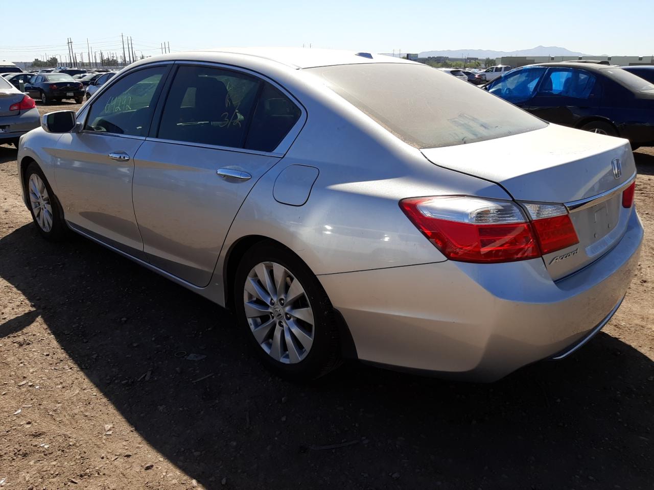 Photo 3 from auction – 2014 HONDA ACCORD EXL with VIN 1HGCR2F82EA158564