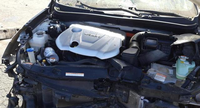 Photo 7 from auction – 2013 HYUNDAI SONATA HYB with VIN KMHEC4A40DA074990