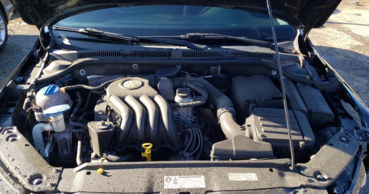 Photo 7 from auction – 2014 VOLKSWAGEN JETTA BASE with VIN 3VW2K7AJ2EM395691