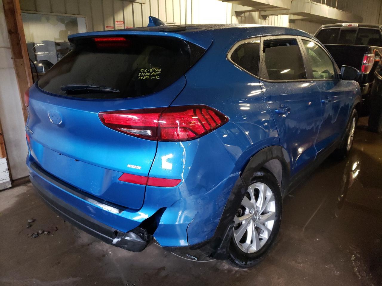 Photo 4 from auction – 2019 HYUNDAI TUCSON SE with VIN KM8J2CA48KU004094