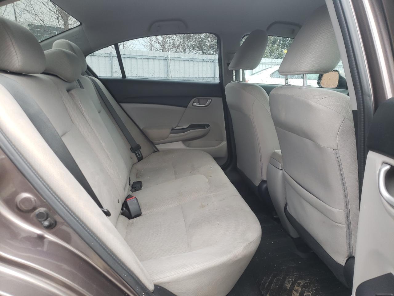 Photo 6 from auction – 2013 HONDA CIVIC LX with VIN 2HGFB2F4XDH000438