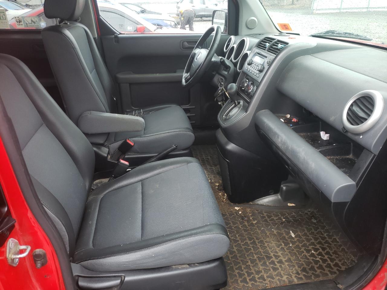 Photo 5 from auction – 2005 HONDA ELEMENT EX with VIN 5J6YH28685L004314