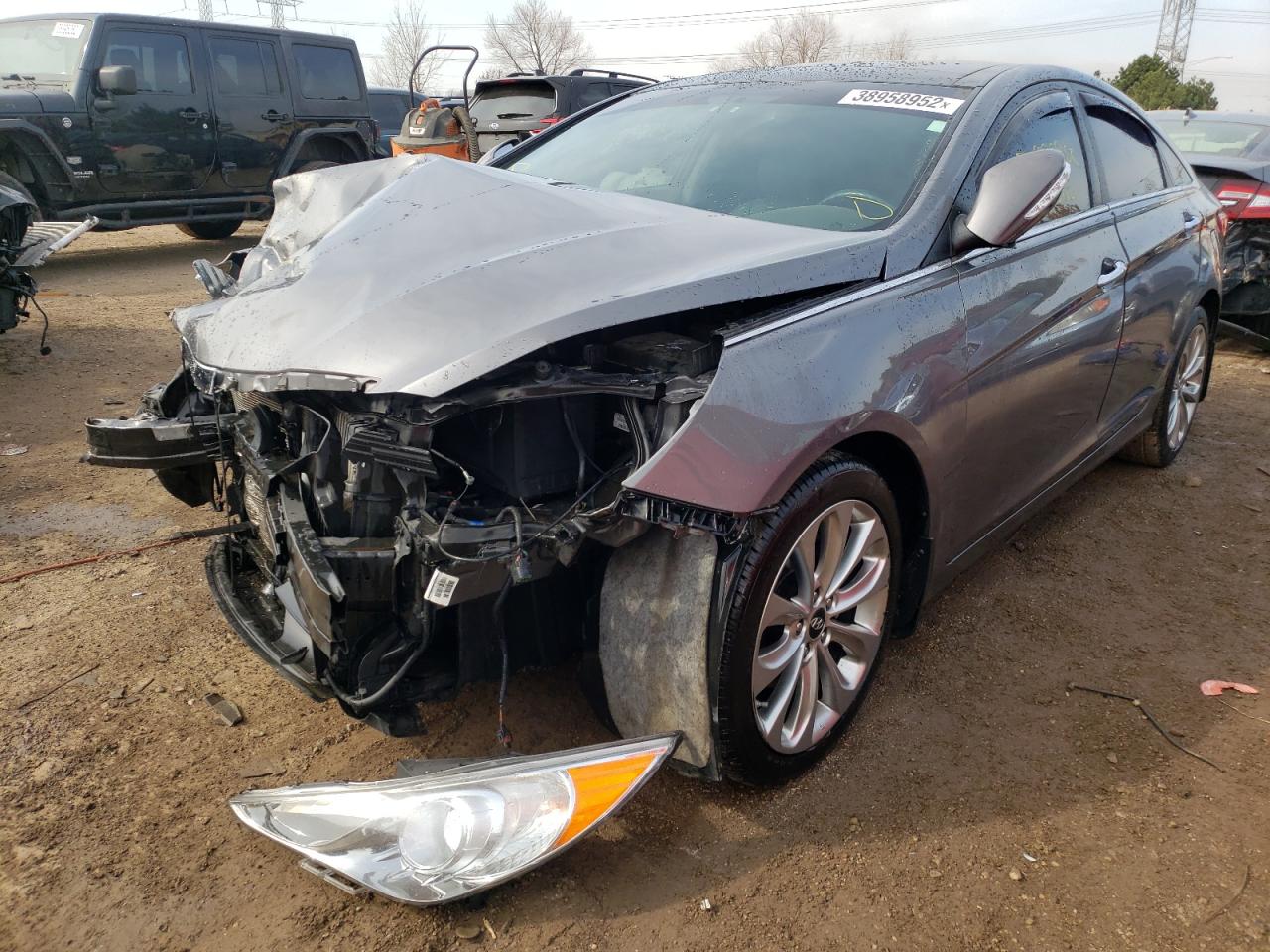 Фото 2 с аукциона – 2012 HYUNDAI SONATA SE с VIN 5NPEC4AB5CH372400