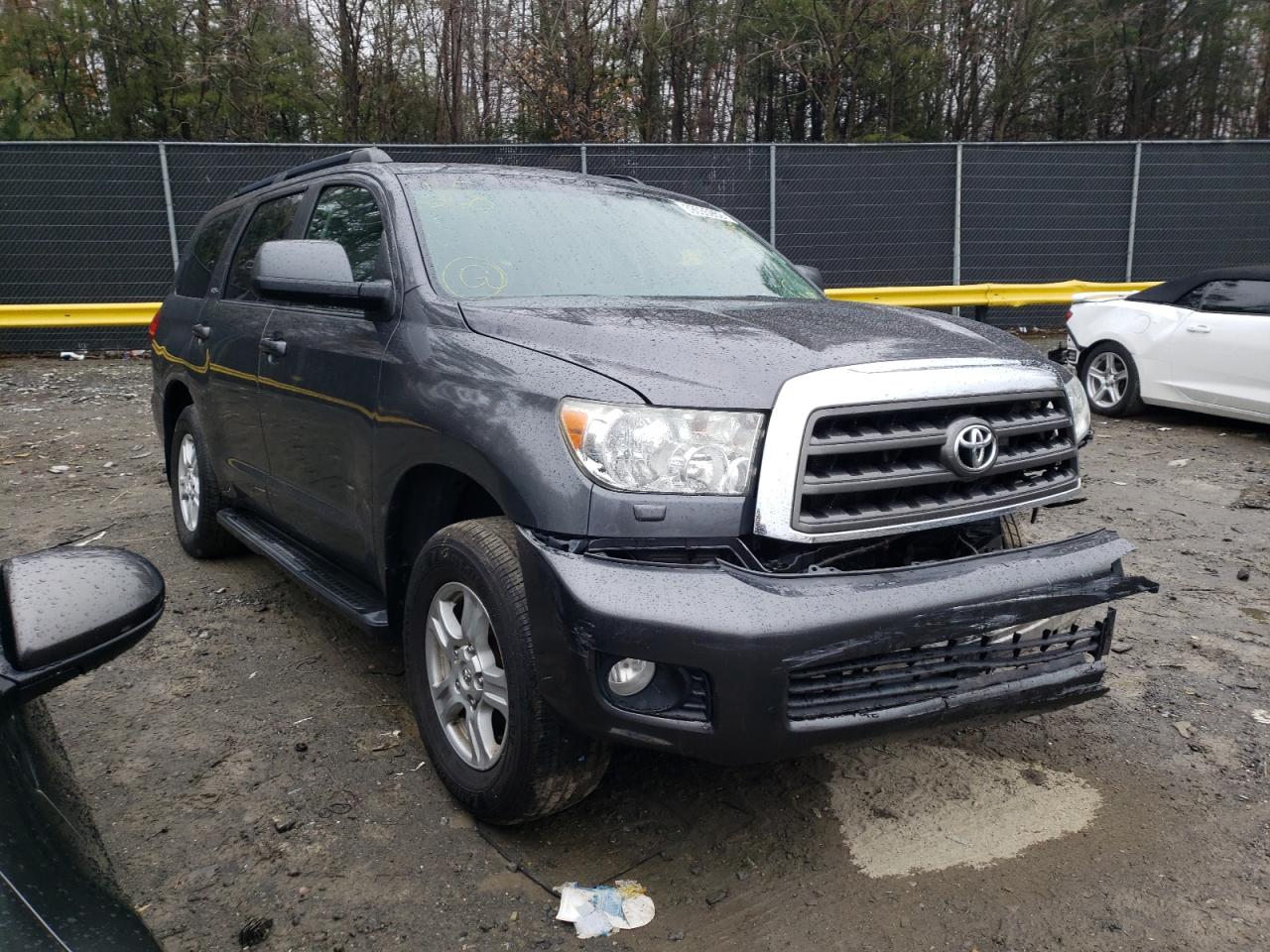 Photo 1 from auction – 2013 TOYOTA SEQUOIA SR with VIN 5TDBY5G14DS077941