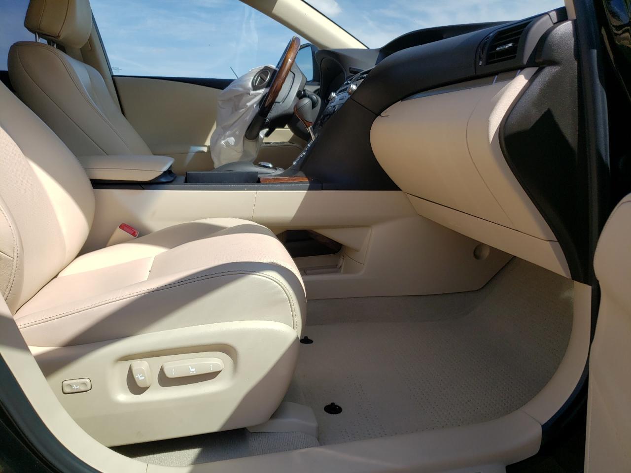 Photo 5 from auction – 2013 LEXUS RX 350 BAS with VIN 2T2BK1BA4DC186213