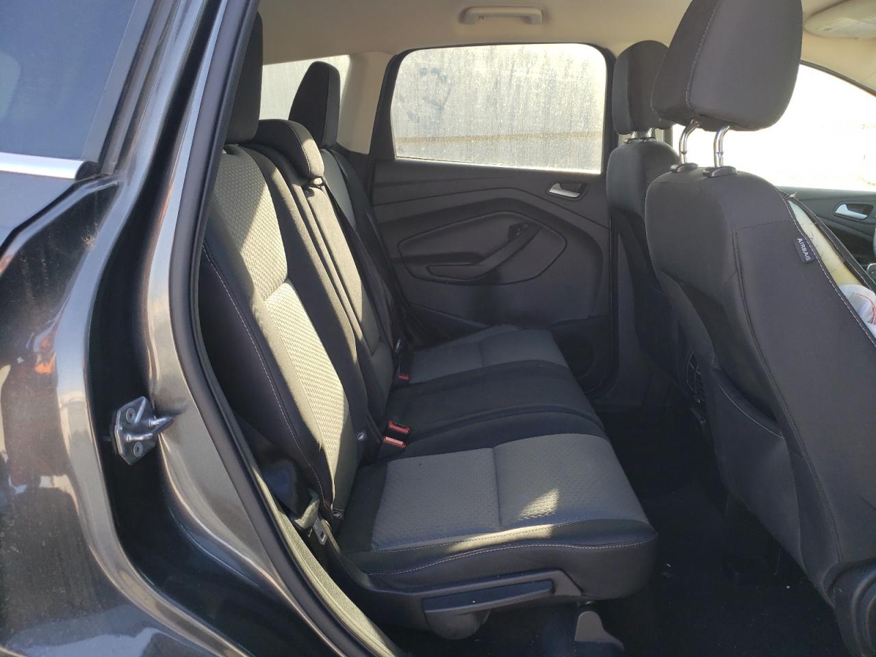 Photo 6 from auction – 2017 FORD ESCAPE SE with VIN 1FMCU0GD2HUE13404