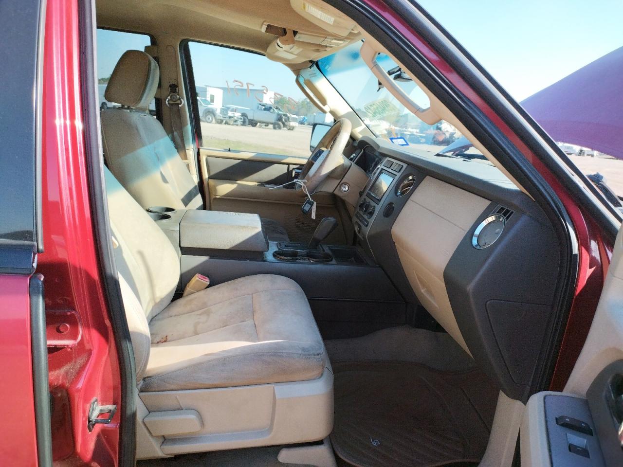 Photo 5 from auction – 2007 FORD EXPEDITION with VIN 1FMFU15547LA41678