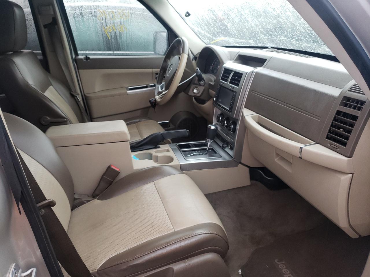 Photo 5 from auction – 2008 JEEP LIBERTY LI with VIN 1J8GP58K48W183255