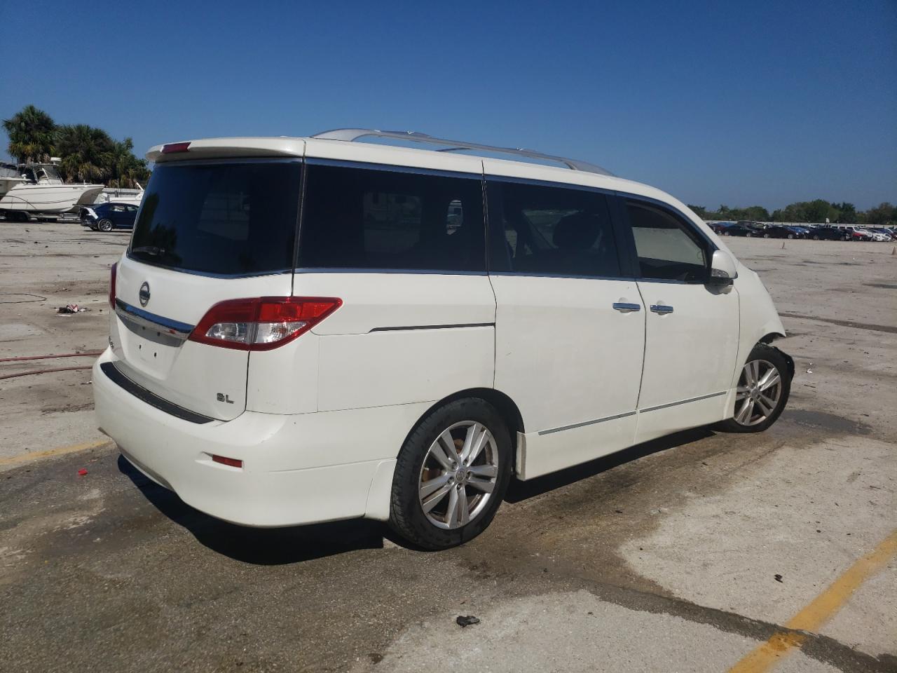 Photo 4 from auction – 2014 NISSAN QUEST S with VIN JN8AE2KP8E9104349