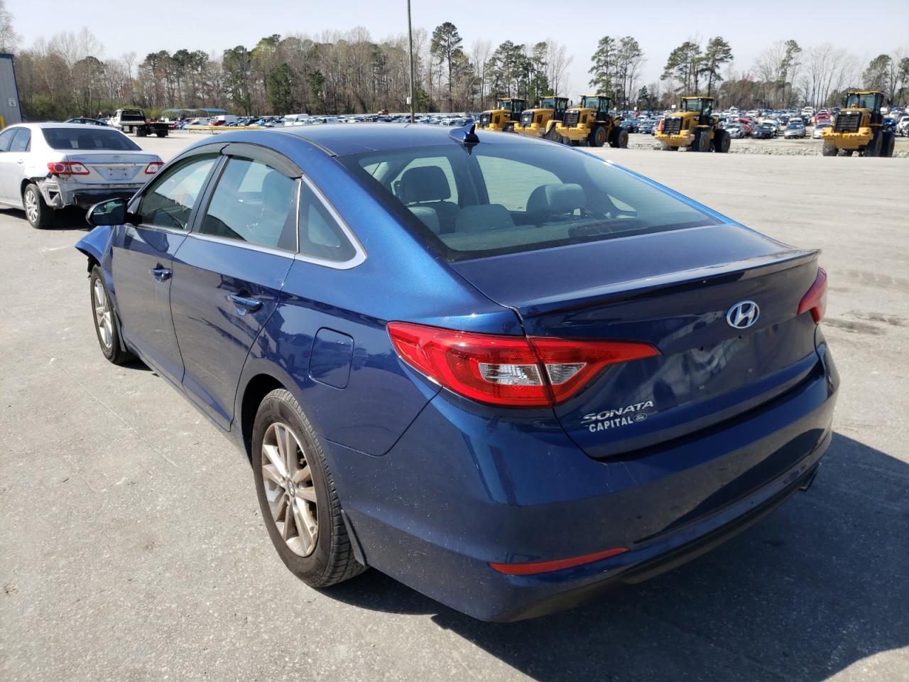 Photo 3 from auction – 2016 HYUNDAI SONATA SE with VIN 5NPE24AF4GH300440