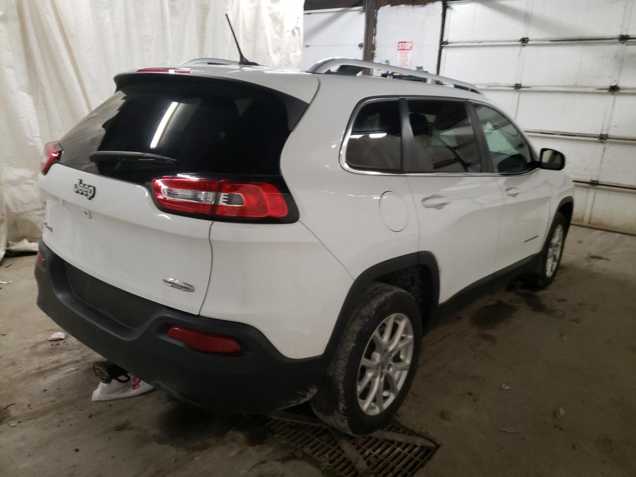 Photo 4 from auction – 2015 JEEP CHEROKEE L with VIN 1C4PJMCB8FW551024