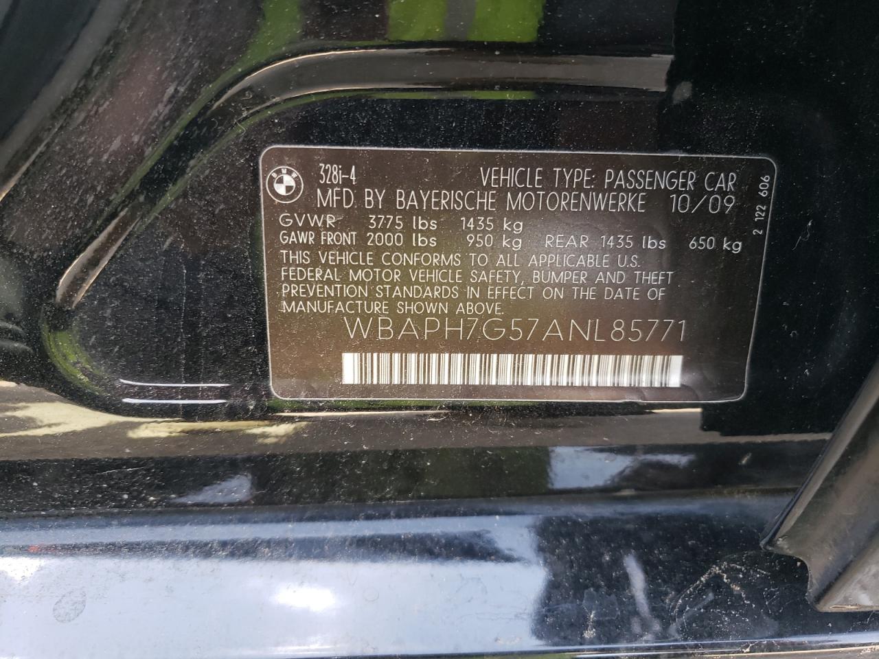 Photo 10 from auction – 2010 BMW 328 I with VIN WBAPH7G57ANL85771
