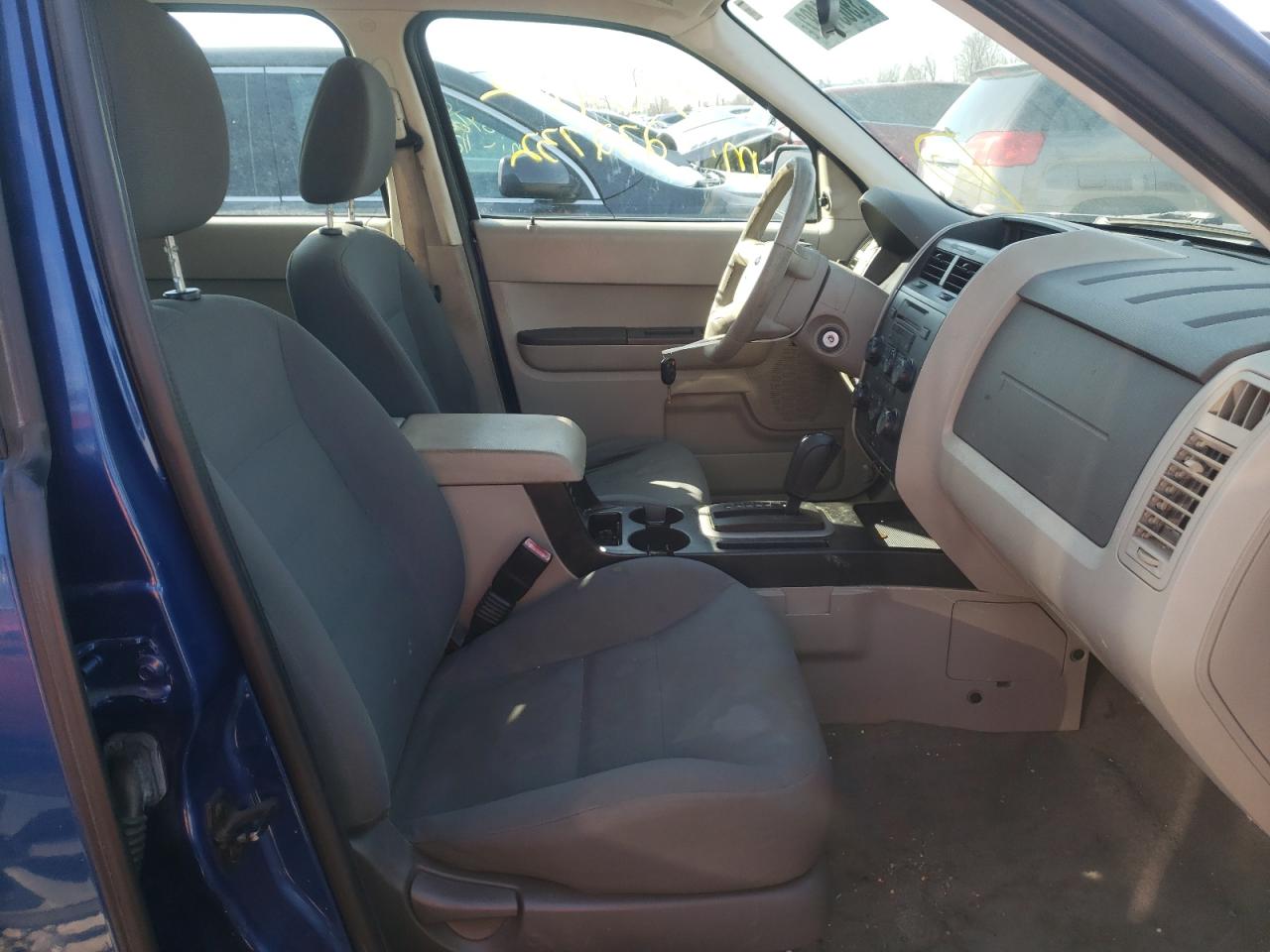 Photo 5 from auction – 2008 FORD ESCAPE XLS with VIN 1FMCU02Z08KD40936