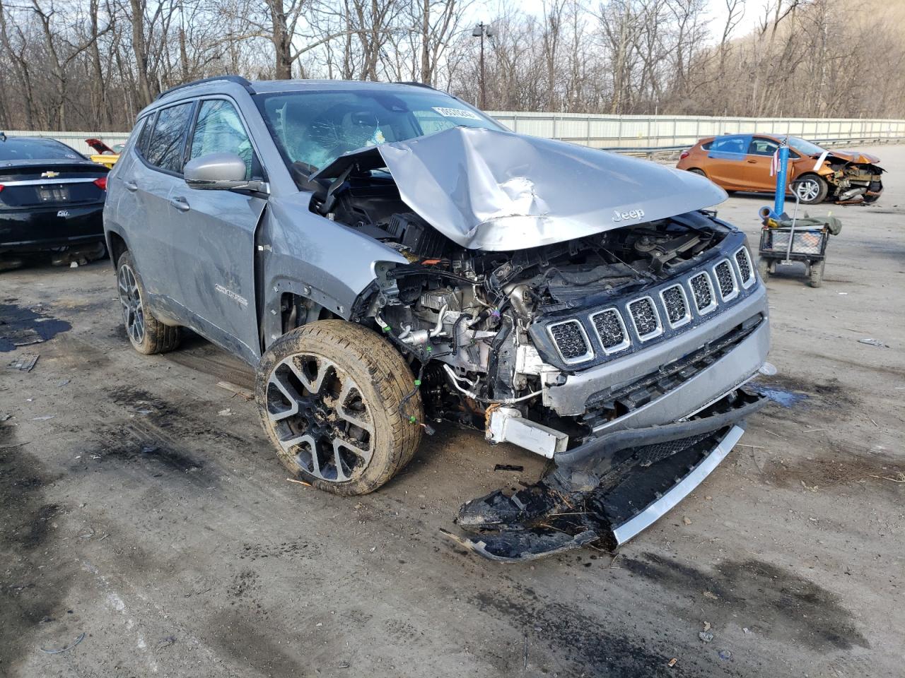Photo 9 from auction – 2017 JEEP COMPASS LI with VIN 3C4NJDCB8HT610962