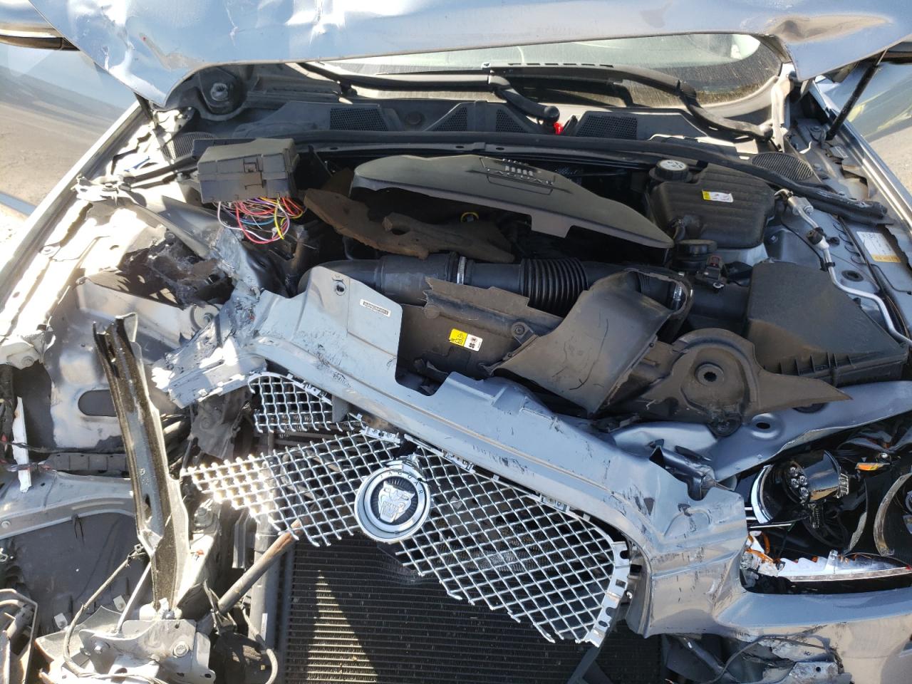 Photo 7 from auction – 2013 JAGUAR XF with VIN SAJWA0ES6DPS82919