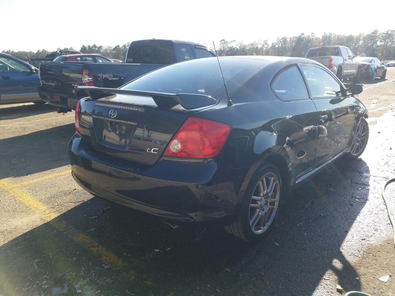Photo 4 from auction – 2006 TOYOTA SCION TC with VIN JTKDE177360118167