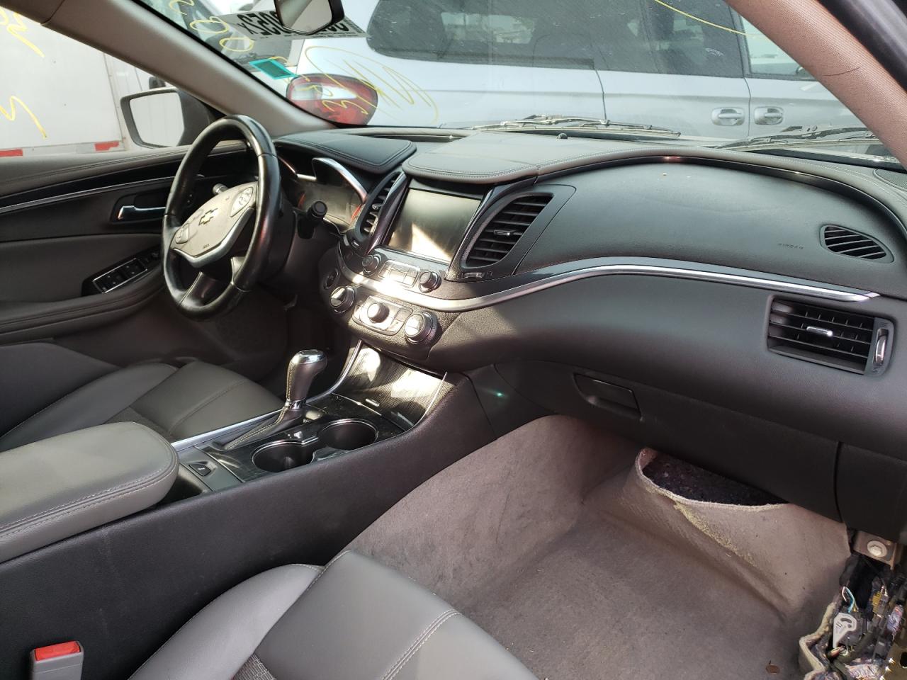 Photo 9 from auction – 2018 CHEVROLET IMPALA LT with VIN 2G1105S35J9111815