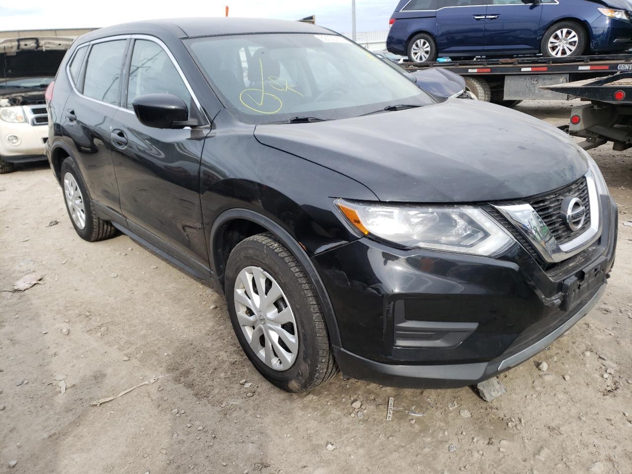 NISSAN ROGUE S 2017 with VIN KNMAT2MVXHP506032 - Photo from auction