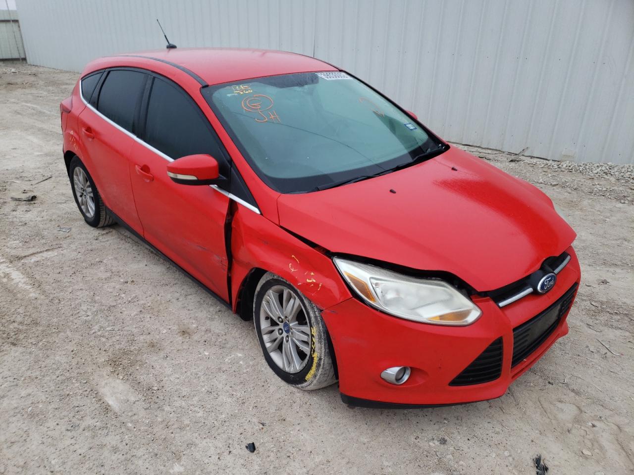 FORD FOCUS SEL 2012 with VIN 1FAHP3M28CL184320 - Photo from auction