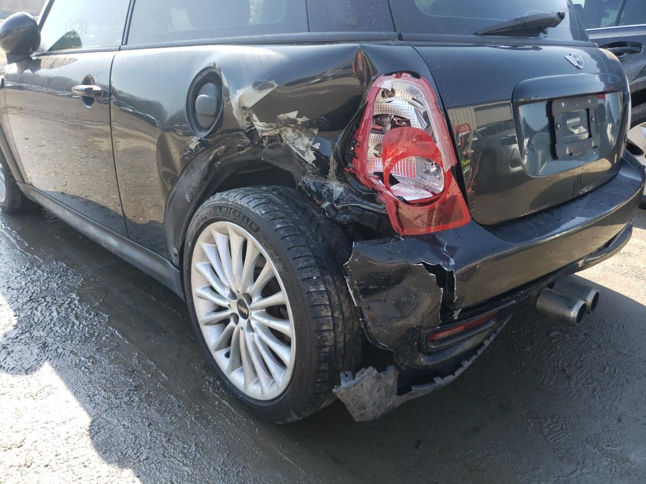 Photo 9 from auction – 2012 MINI COOPER S with VIN WMWSV3C57CTY26914