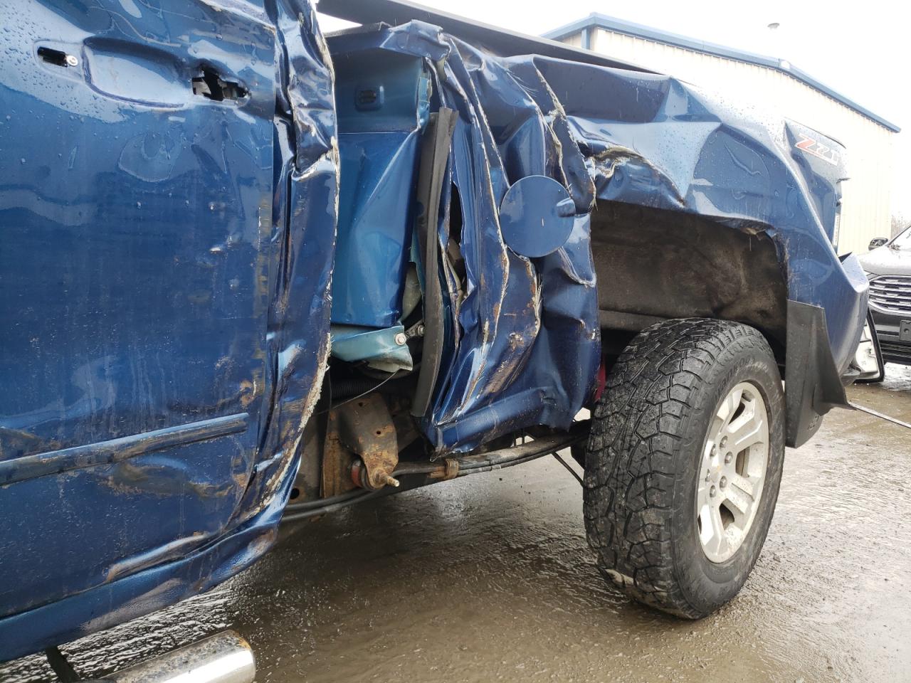 Photo 9 from auction – 2017 CHEVROLET SILVERADO with VIN 1GCVKREC6HZ372537